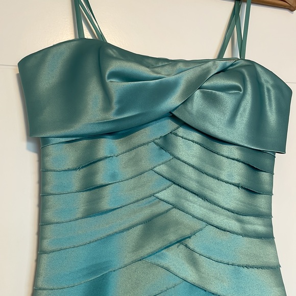 BCBGMAXAZRIA Strapless Turqouise Dress - Picture 2 of 8
